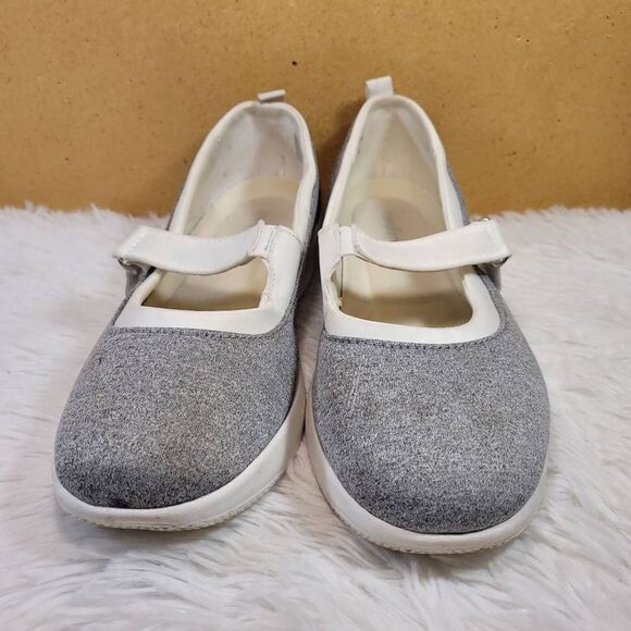 Comfortview Grey and White Mary Jane Emmy Sneakers- Size 9 - Picture 2 of 8